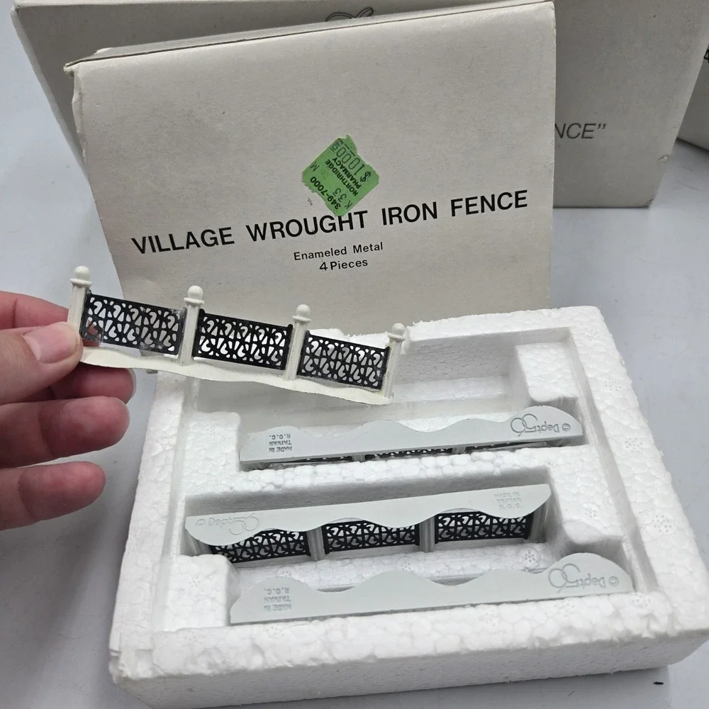 Vtg Dept 56 Mixed Lot Village Wrought Iron Gate and Fence & Estensions In Box